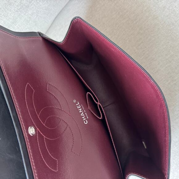 CHANEL 2.55 So Black Reissue Aged Calfskin Quilted Chevron Chain Flap Bag 226 - Picture 11 of 13